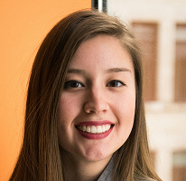 Dirigeante d'une société de trading financier, Victoria Lawson, CFO, portrait.